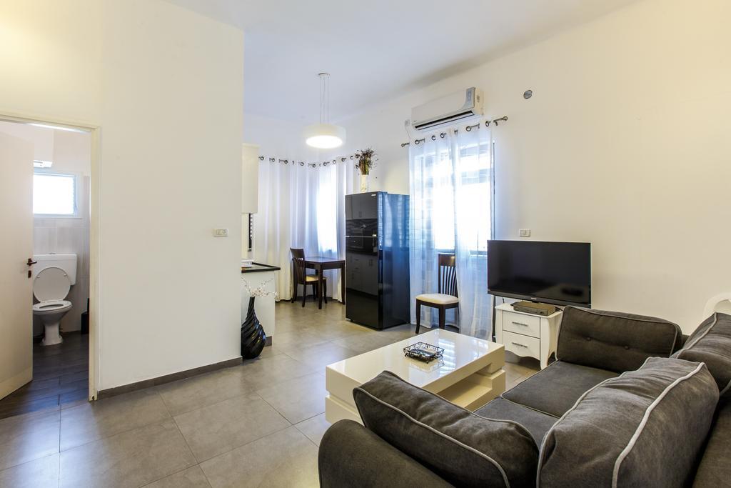 Sunset Beach Apartments Tel Aviv Exterior foto