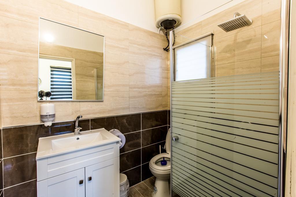 Sunset Beach Apartments Tel Aviv Exterior foto